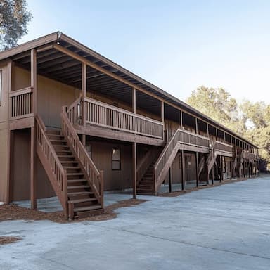 Labor Shelters 8