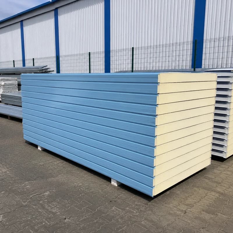 80 mm PUF wall panel, yard storage Green 80 mm PUF wall panel in yard storage, used for internal partition applications