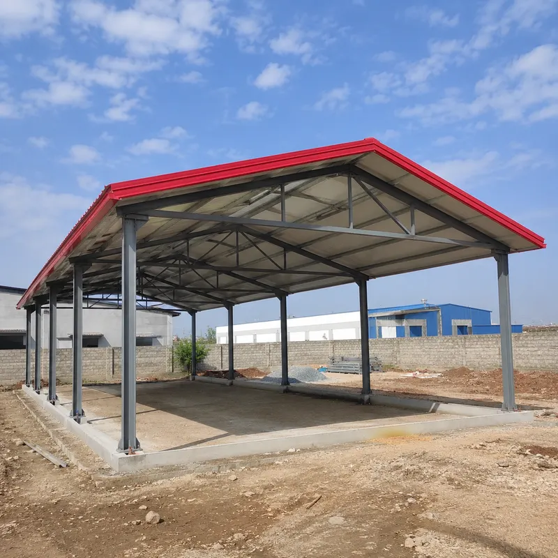 Red 80 mm PUF roof panel applied on a prefab industrial building roof